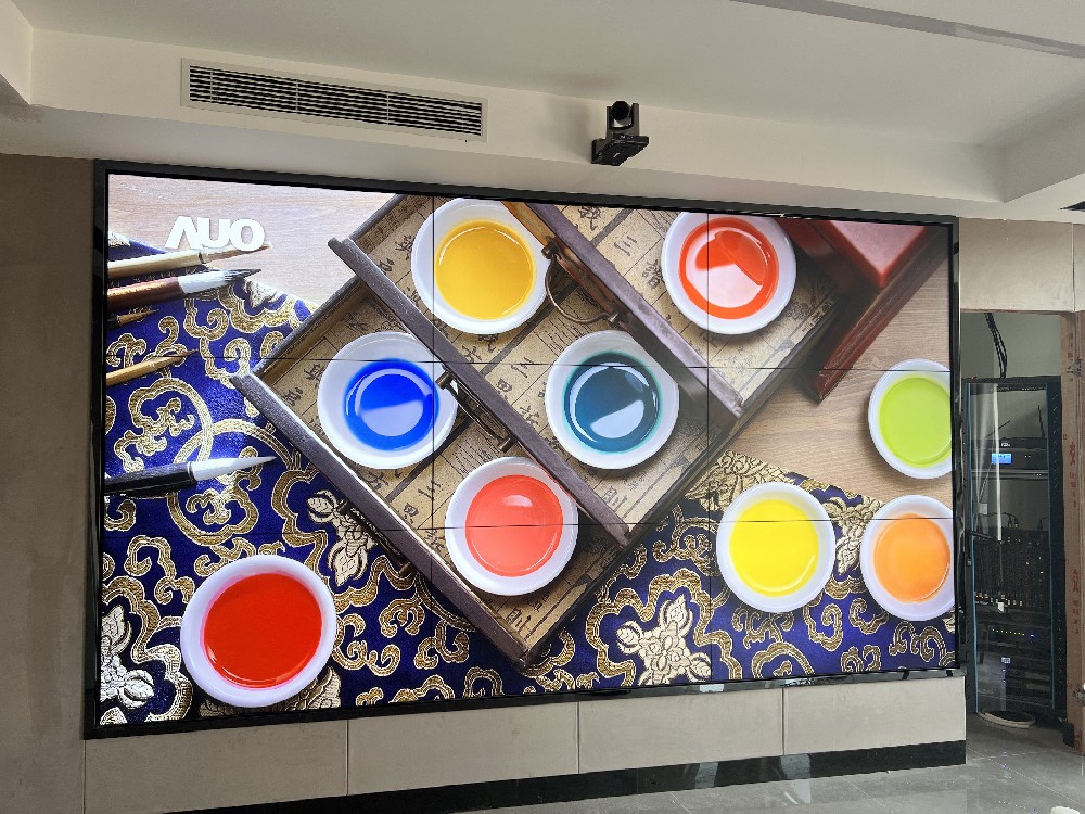 深圳+65寸拼接屏三行三列完成交付